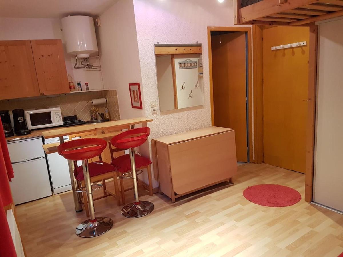 STUDIO CHALEUREUX aux pieds des pistes de ski des Glovettes Villard-de-Lans Eksteriør billede